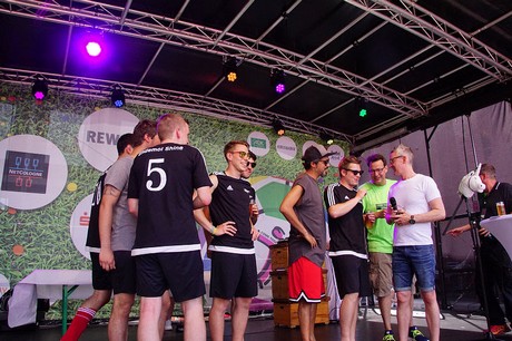 Com Together Cup